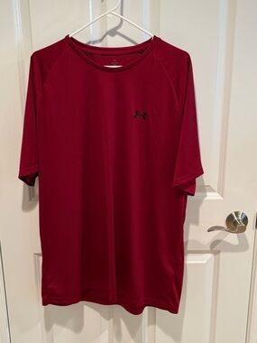 Under Armour Men's Short-Sleeve Performance Tee - Maroon